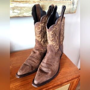 Justin L4933 Ladies Classic Western Boot Sz 8.5 B